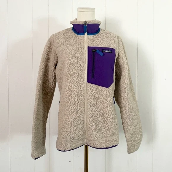 Patagonia Women's W's Classic Retro-X Jacket Medium Vintage Design Cream Purple